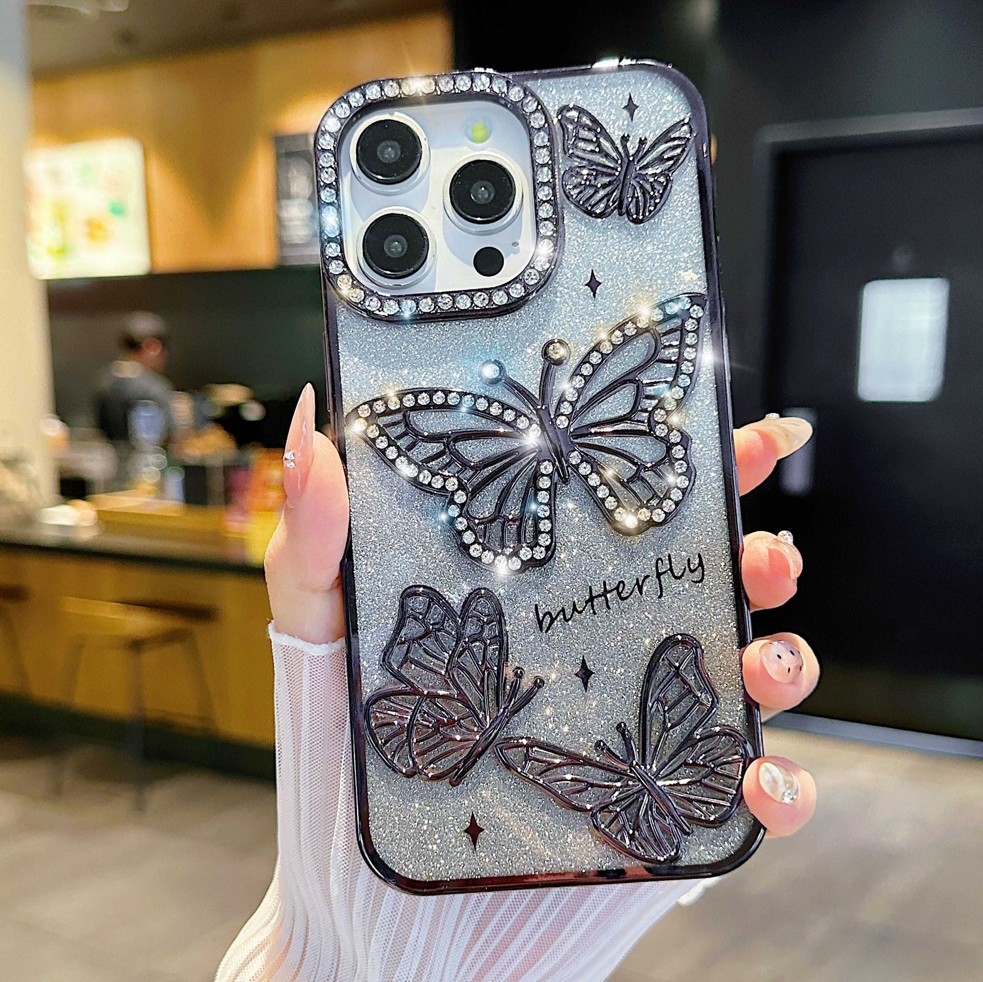 🔥Újdonság az iPhone 17 sorozatú telefontokokban - dekoratív tok fényes kristályokkal és pillangóval iPhone-ra