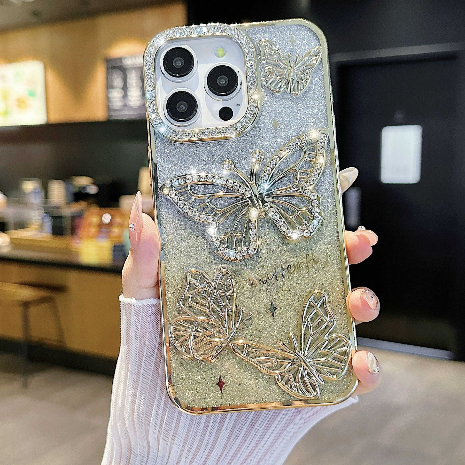 🔥Újdonság az iPhone 17 sorozatú telefontokokban - dekoratív tok fényes kristályokkal és pillangóval iPhone-ra