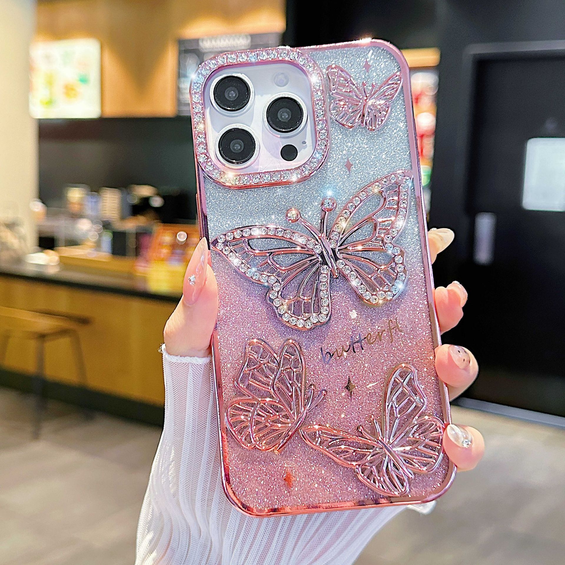 🔥Újdonság az iPhone 17 sorozatú telefontokokban - dekoratív tok fényes kristályokkal és pillangóval iPhone-ra