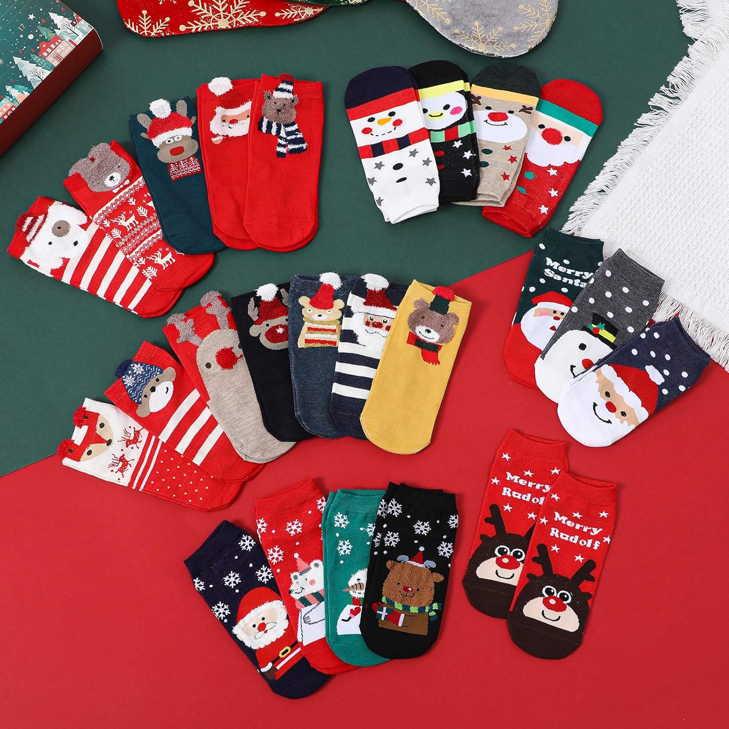 🎄24 pár karácsonyi zokni Adventi naptár karácsonyi zoknik🧦
