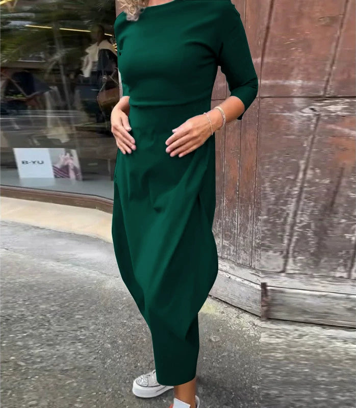 Egyszerű, elegáns, zsebes ruha nőknek