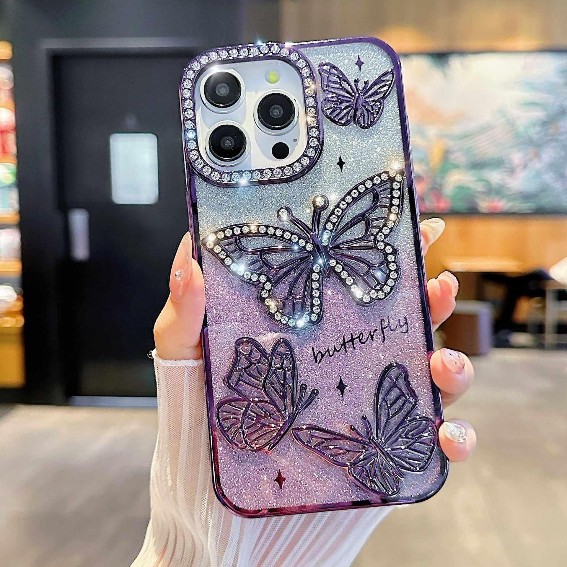 🔥Újdonság az iPhone 17 sorozatú telefontokokban - dekoratív tok fényes kristályokkal és pillangóval iPhone-ra