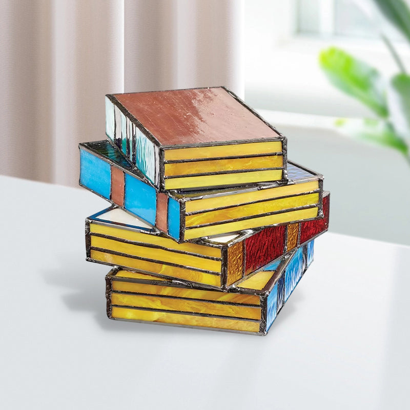 📚 Ólomüveg halmozott könyvek lámpa